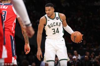 在当今足坛 在当今足坛