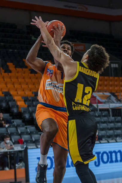 素质和抗压 素质和抗压